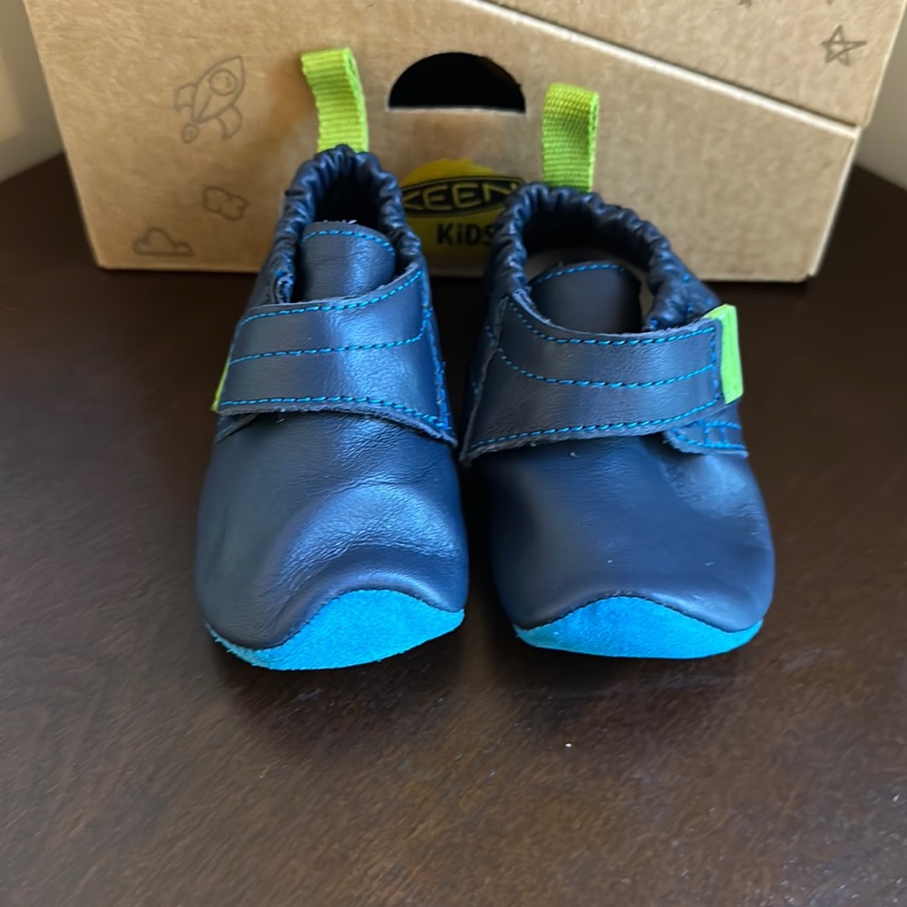 New in box size 18 month Keen navy leather bootie